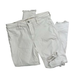 American Eagle Distressed Ripped White Jeans Stretchy Women's Size 16